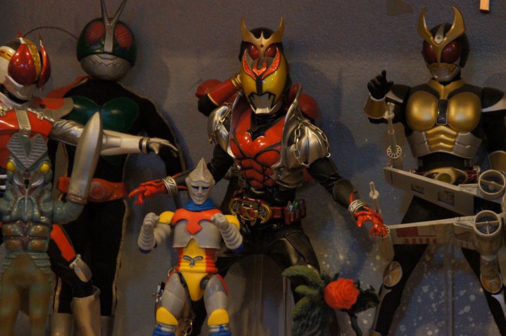 市場価格◯万円の高級『仮面ライダーキバ』フィギア!